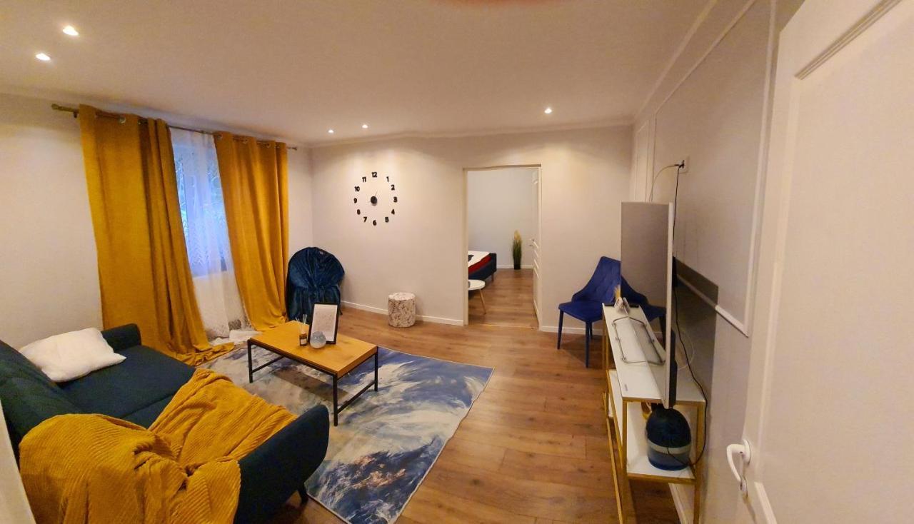 My Cozy Nest - 2 Rooms Apartment เตอร์กู-มูเรช ภายนอก รูปภาพ